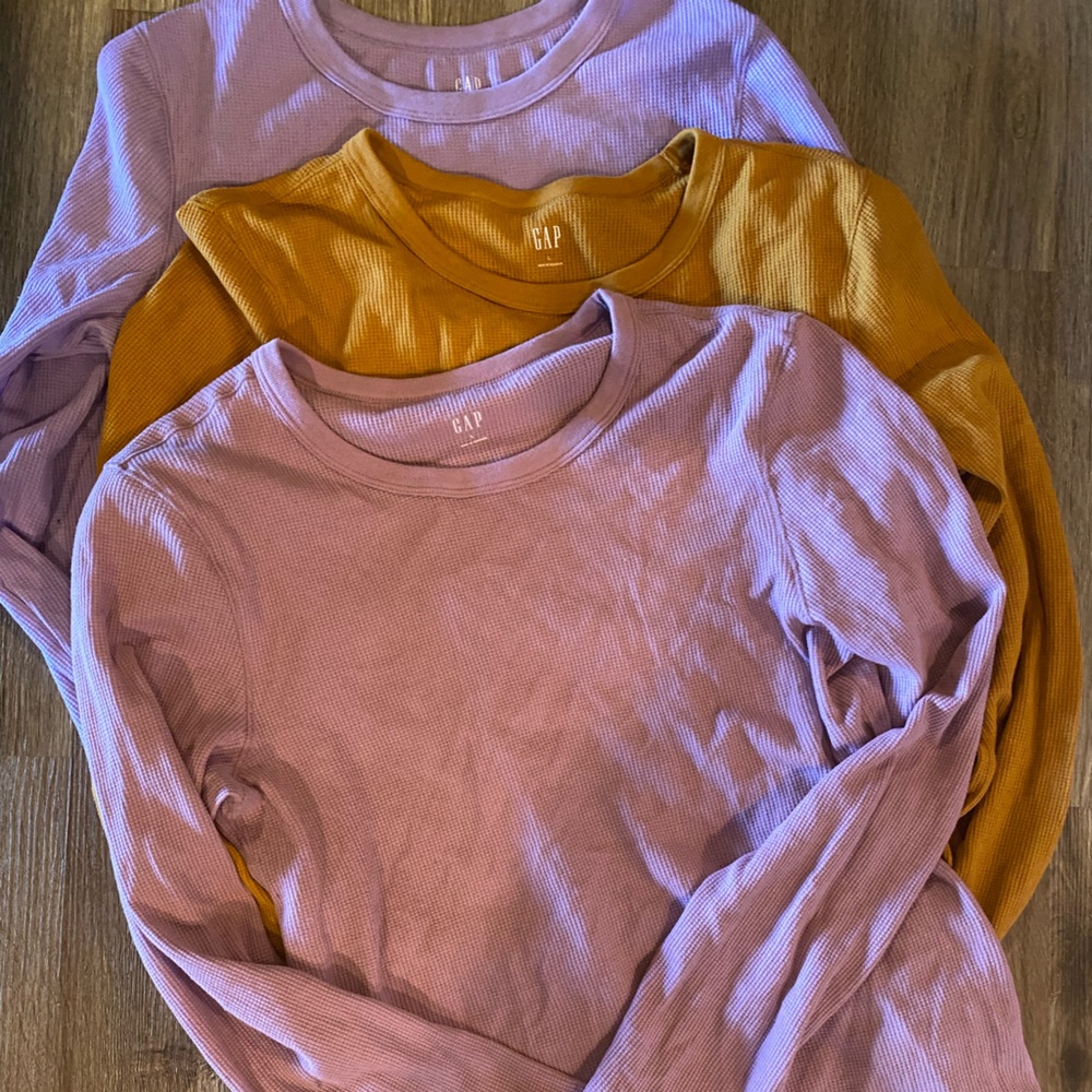 Gap thermal waffle bundle of 3 shirts tops long sleeve